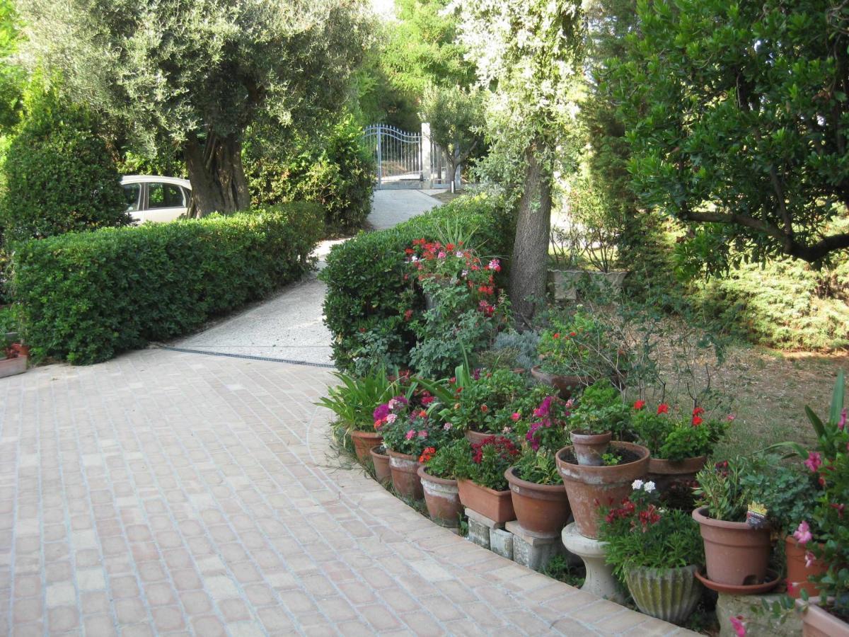 Casa Dei Pini Country House Osimo Buitenkant foto